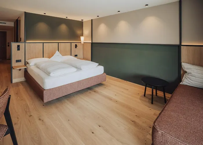 Hotel Lisetta Tirolo